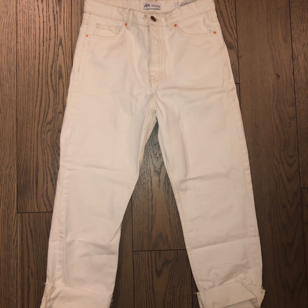 Zara White Straight Leg, High Waisted Jeans